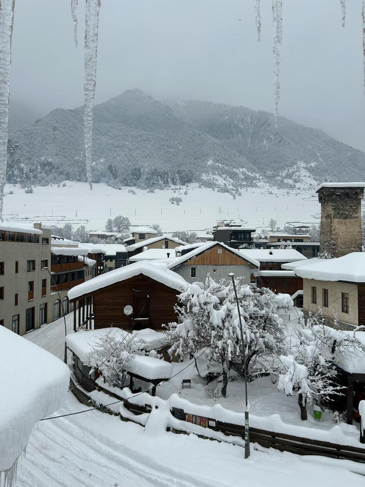 Hotel Svanseti Mestia Exterior photo